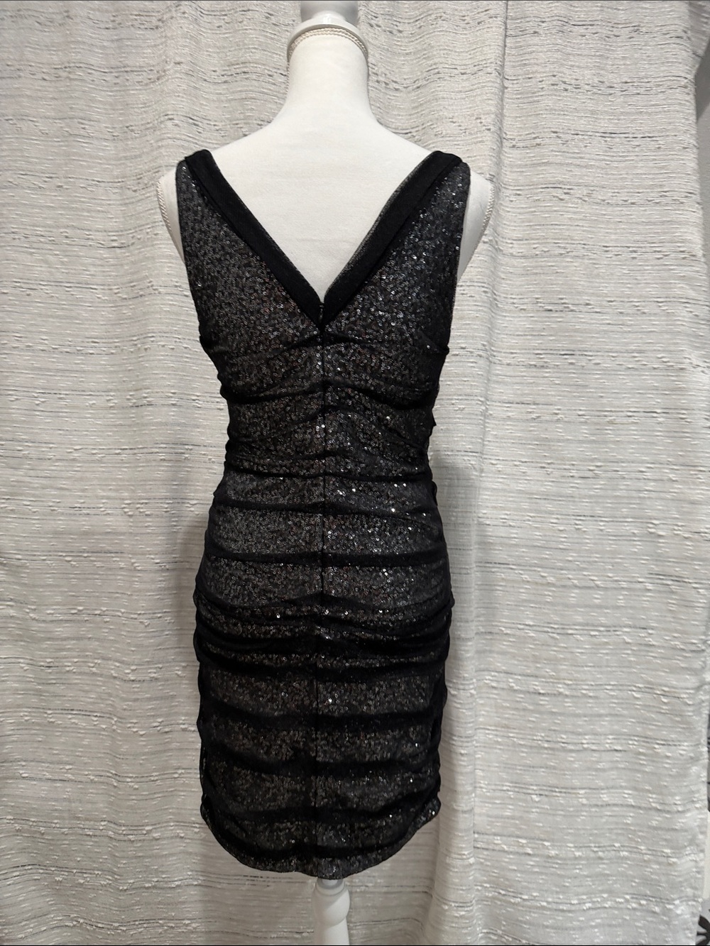 Express Black Sequin Ruched Midi Dress - Picture 3 of 7